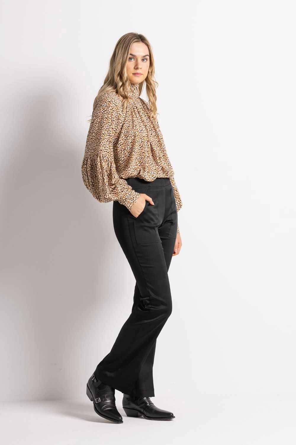 Dressed - AW2312-4 Zuma Pant HiddenDrawcord soft fit