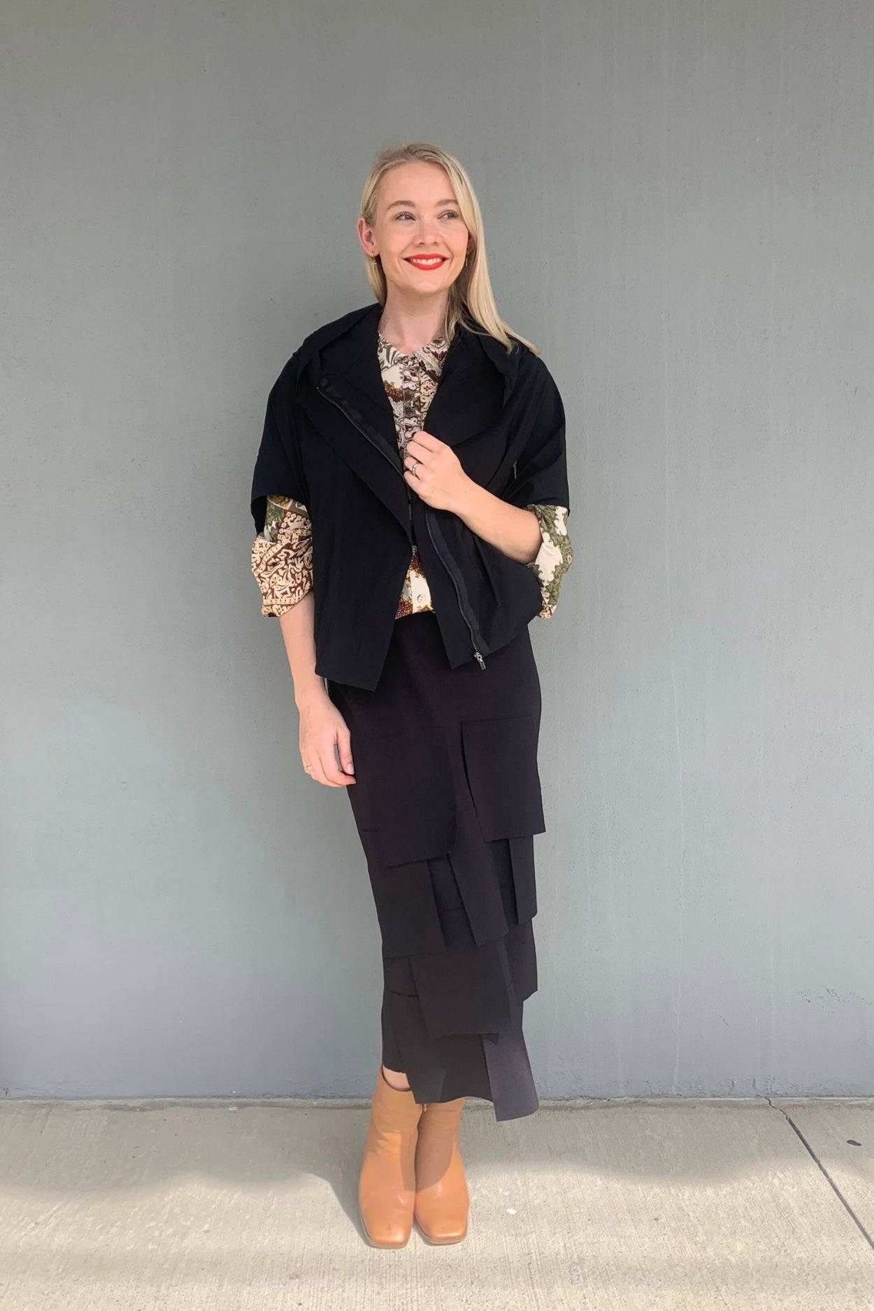 LS Collection - 50TQ Jane Hooded Jacket Hooded style