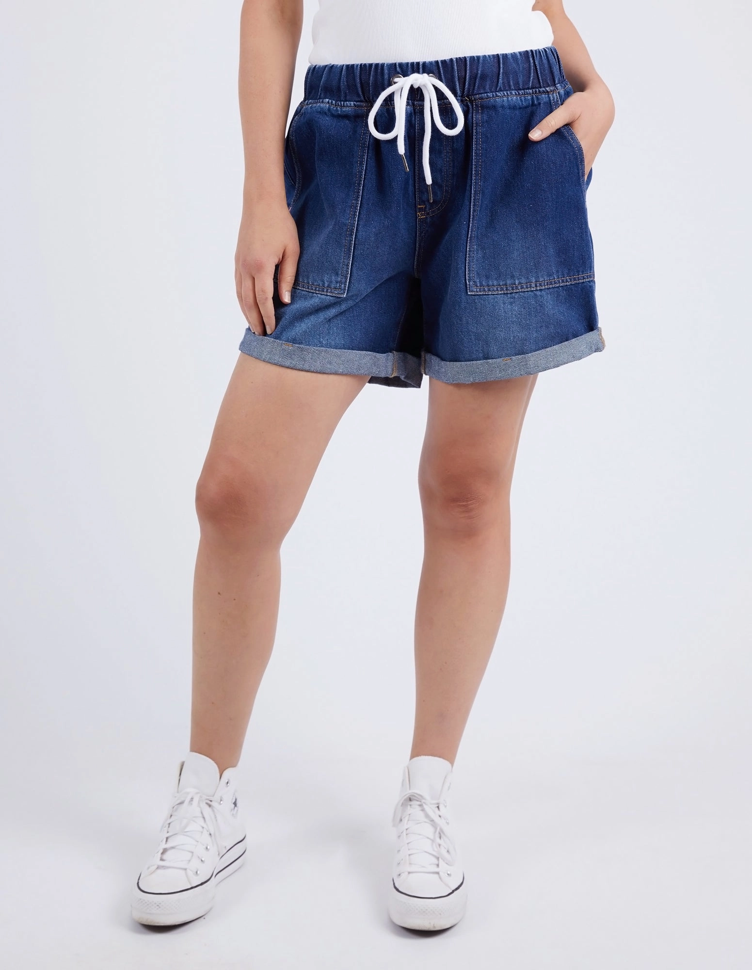 Relaxed Look Elm Emma Relaxed Denim Short Dark Blue Wash