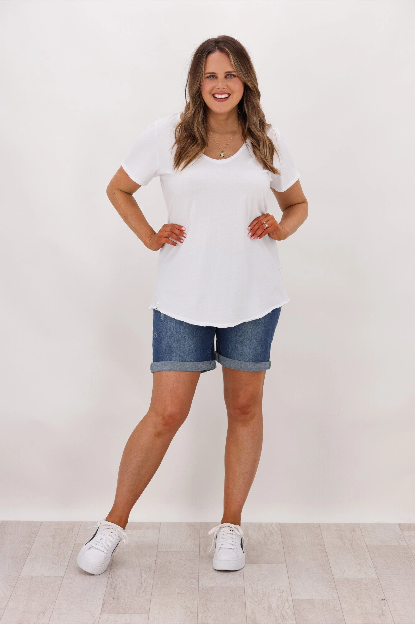 Elm Fundamental Vee Tee White thermal Sporty Comfort