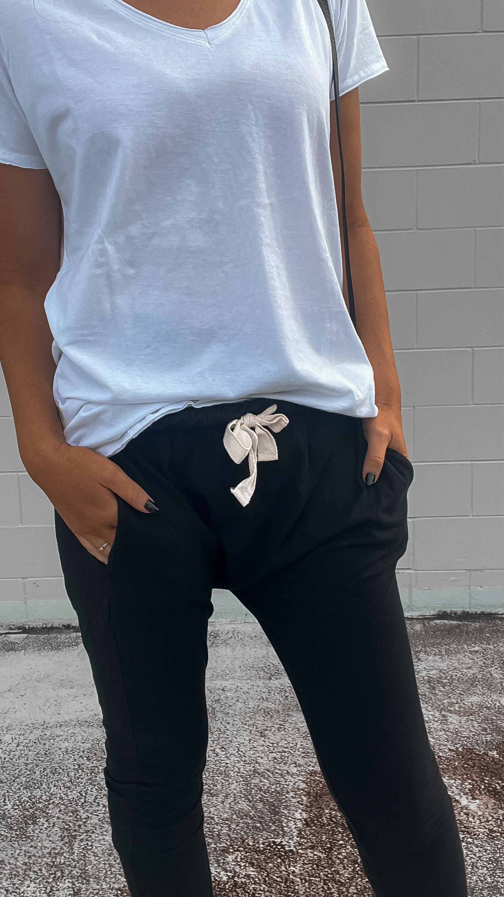 Elm Fundamental Vee Tee White Casual everyday wear