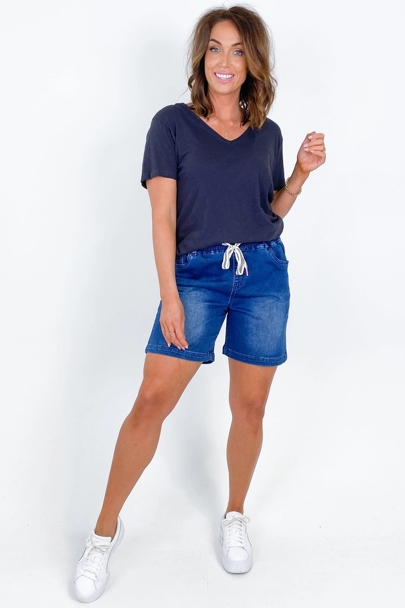 Elm Status Denim Short Dark Blue Denim Weekend Ready Breezy Stretch