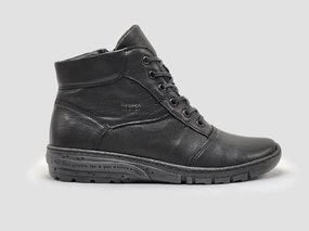 Women's Everyday Insulated Zip-Up Leather Boots - Black Grippy Outsole Snowy Path