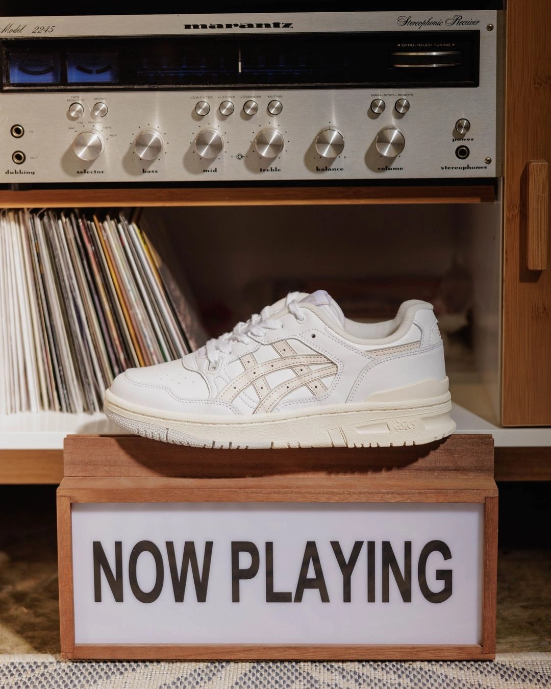 Ex89 White Beige leather Performance Support