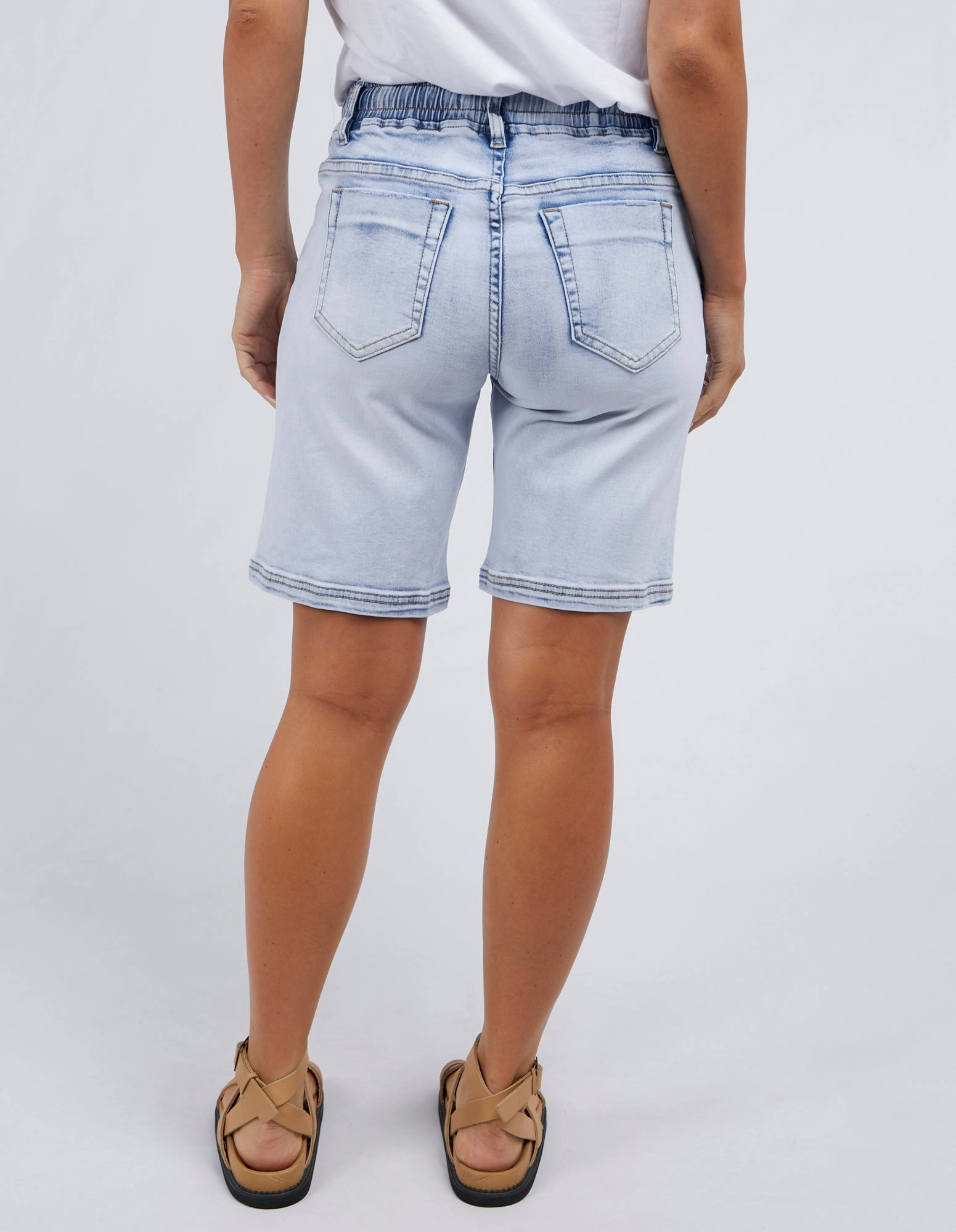 Breezy Wear Comfort Design Foxwood Gabby Bermunda Short Light Blue