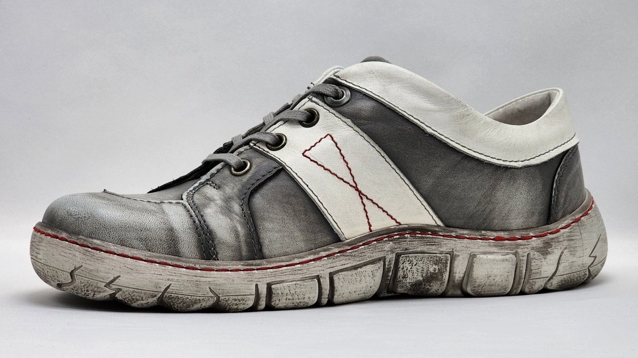 Women's Original Grey and White Leather Shoes Marathon Walk