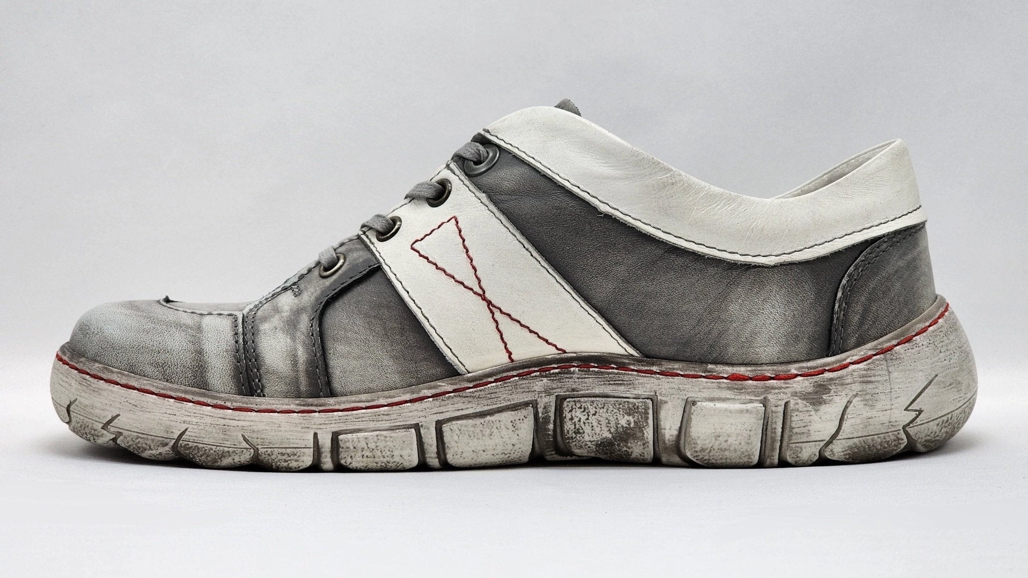 Outfit Match Women's Original Grey and White Leather Shoes