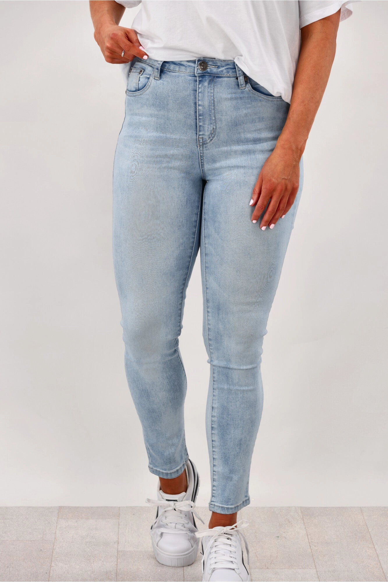 Petite Size Work Commute Wakee Denim Narelle Jean Blue