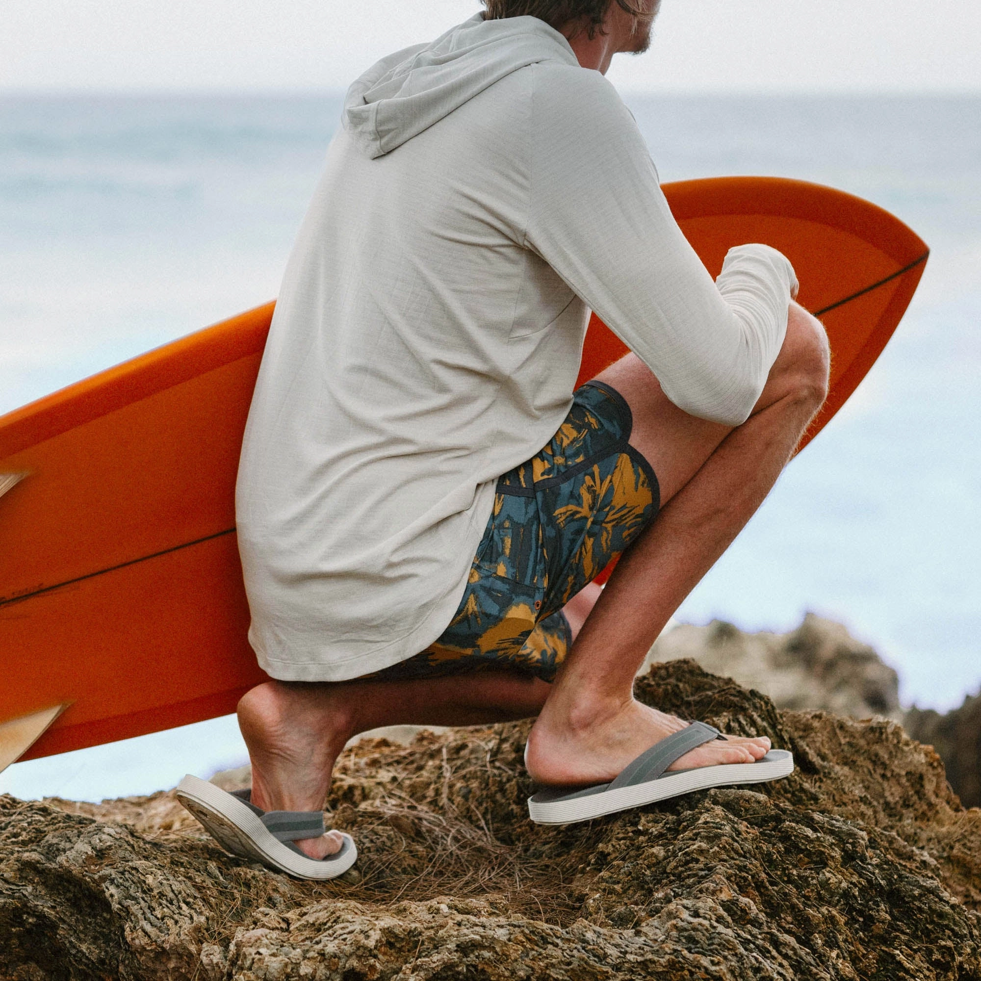 Leeward - Graphite Sporty Outdoor Sandals Fashionable Outdoor Footwear