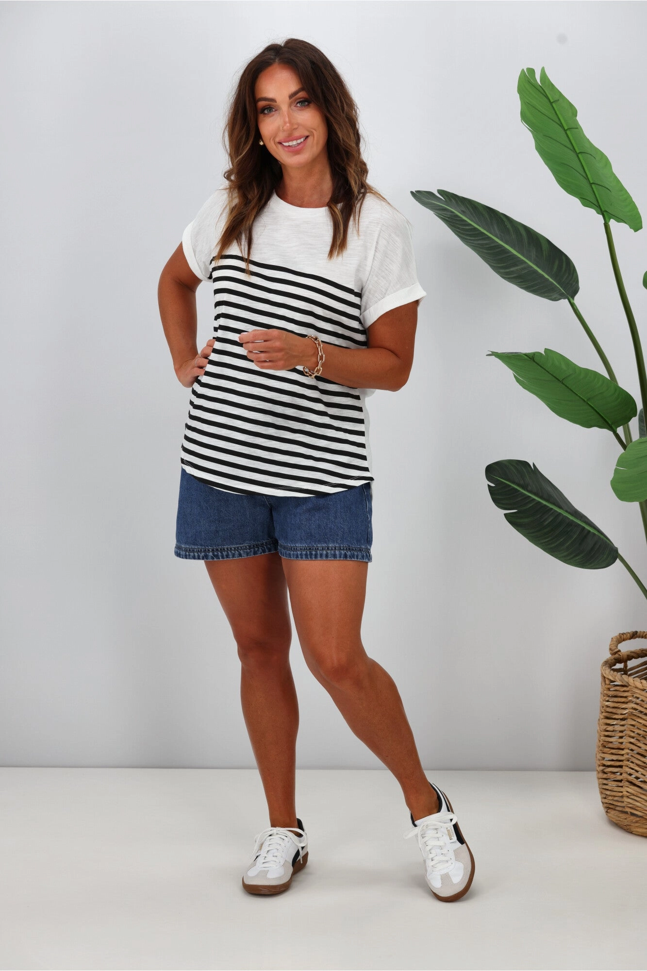 Betty Basics Hailey Short Sleeve Tee White Black Stripe Versatile Trend Fade Resistant Print