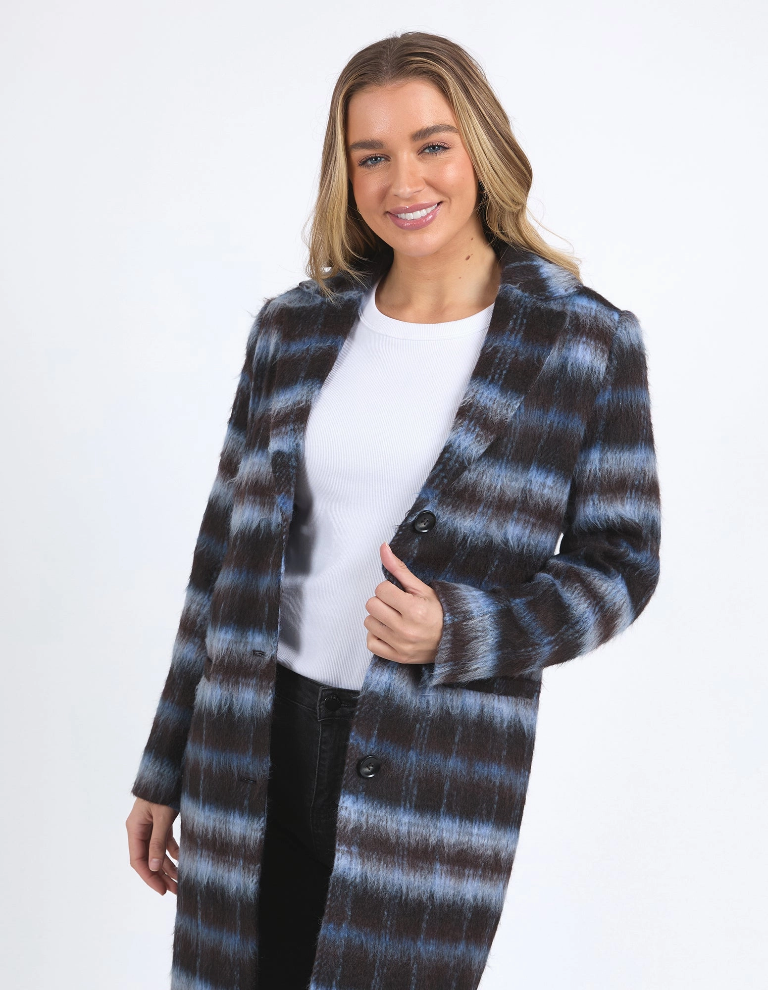 Travel Ready Look Lightweight Polyester Blend Foxwood Bennett Coat Chocolate And Blue Check