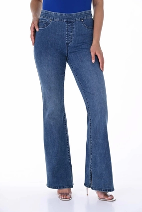 Frank Lyman - 246233U Pull on Bootleg Jean All-Day Wear Effortless Design