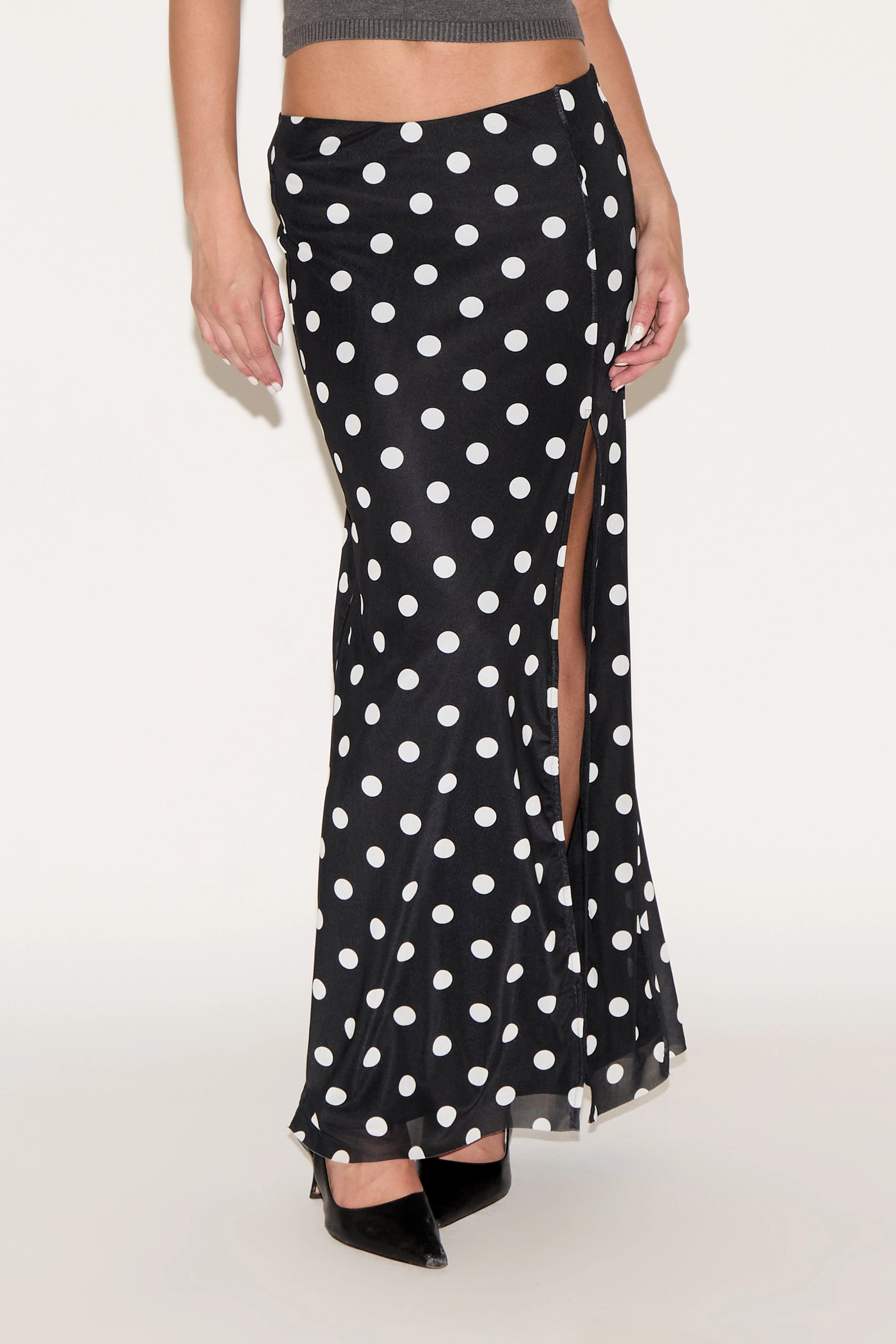 Crafted Detail Midi length POLKA DOT PRINT MAXI SKIRT WITH SIDE SLIT