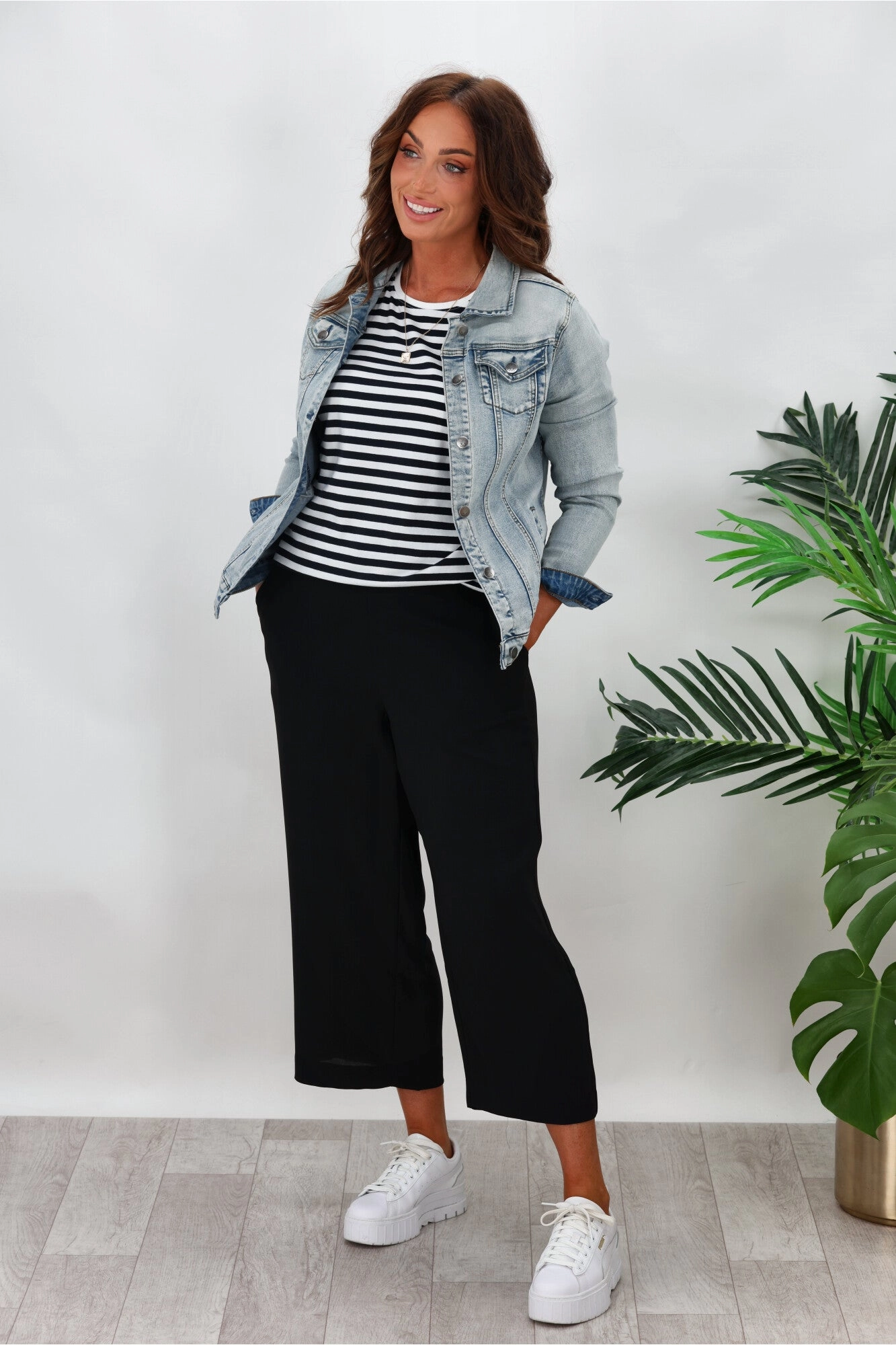 Gloss By Shine On Cropped Liberty Wide Leg Pants Black Body Contouring Loose Fit Minimalist Style