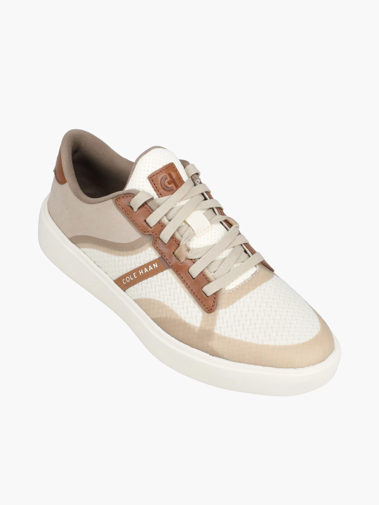 Grand Crosscourt Lt Sesame Honey textile Impact-absorbing durability Urban Inspired