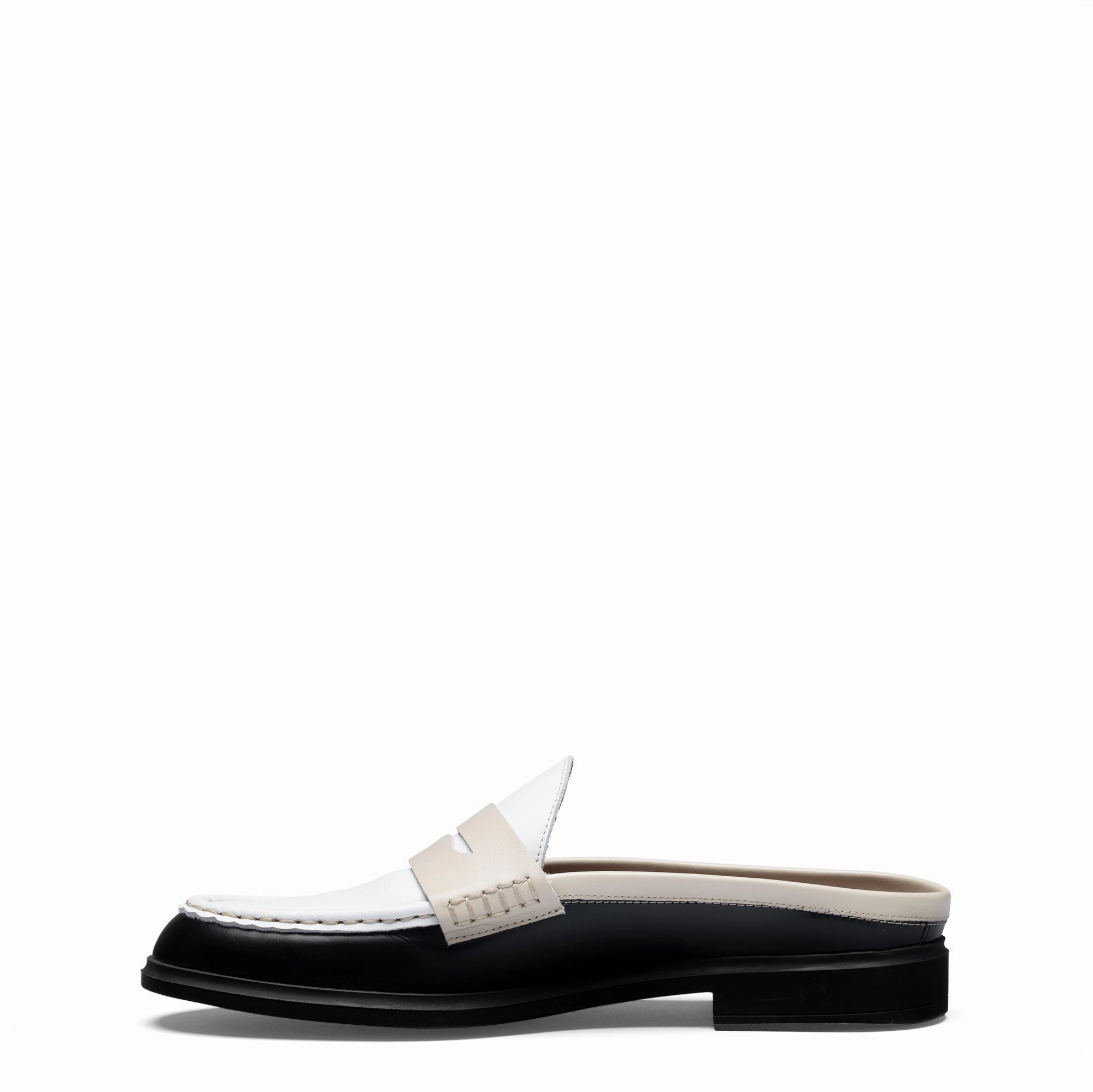 Vend?me Blandine Black And White Calfskin Leather Mules With White Details Water Resistant