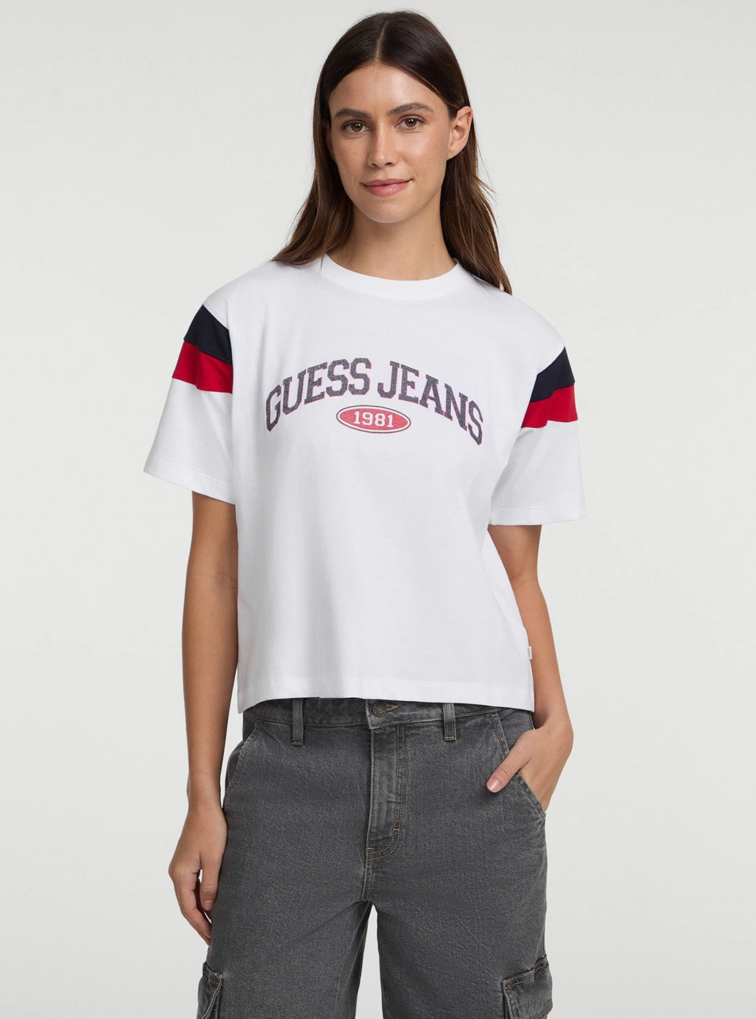 NonSlip Grip Tape Guess Jeans Eco White Boxy Pieced T-Shirt