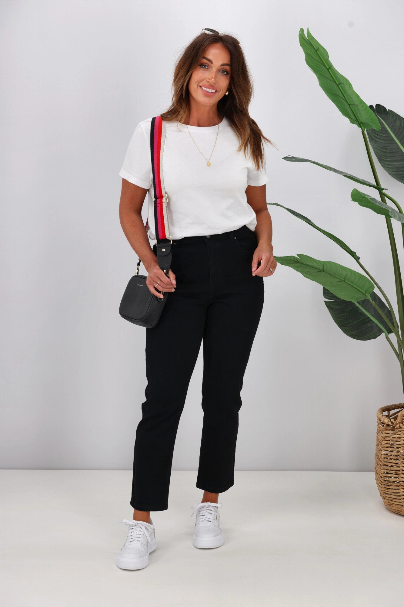 Studio Essential Urban Commuter City Walk Shine On Label Ashley Straight Leg Jean Black