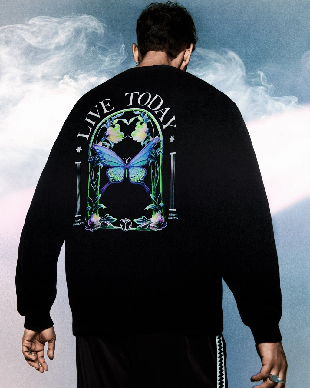 BUTTERFLY LIVE TODAY SWEATSHIRT Comfy Feel Sustainable Production Certified