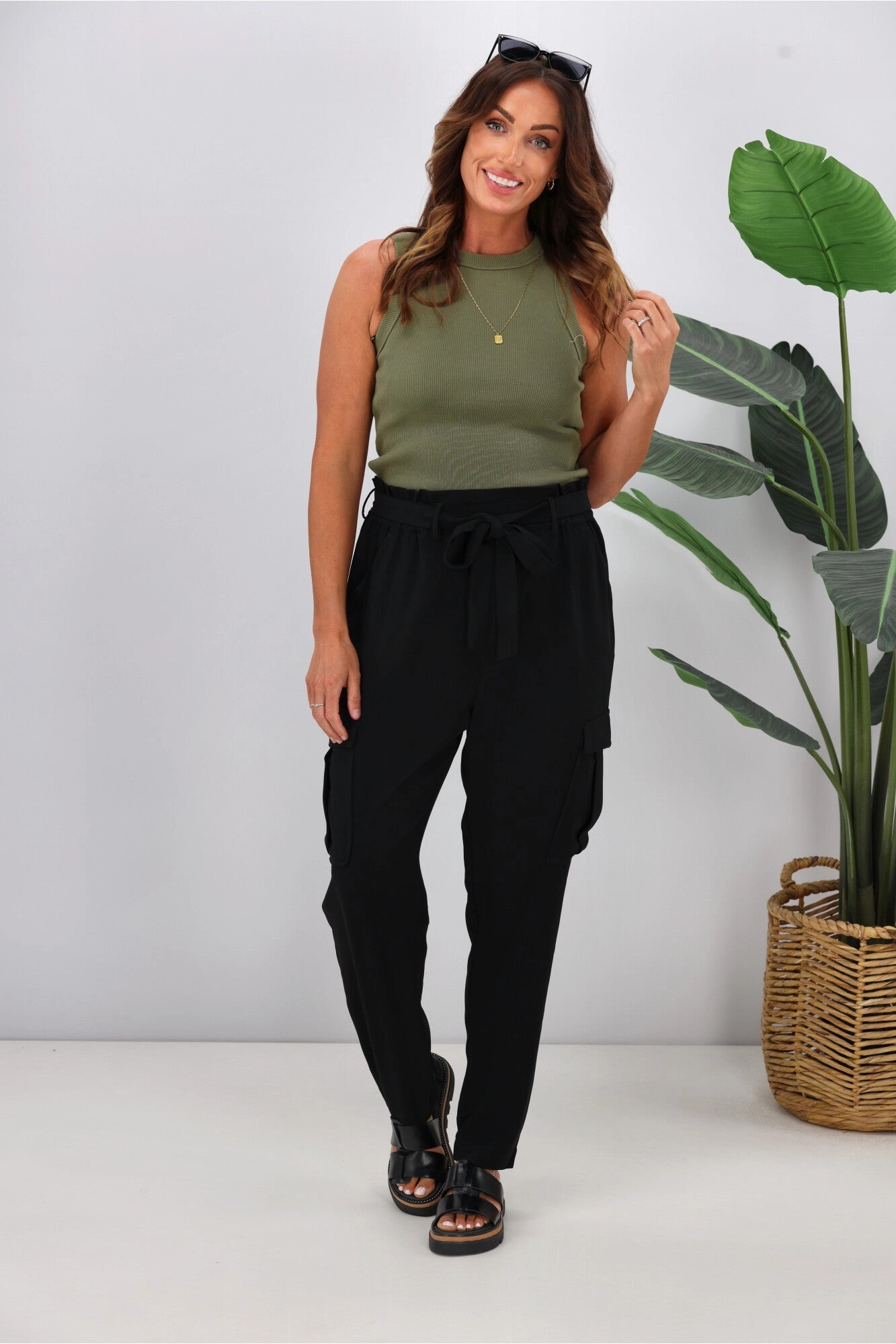 Outdoor Lover Mesh Panel Reflective Logo Detail Shine On Label Somerset Tie Waist Pant Black