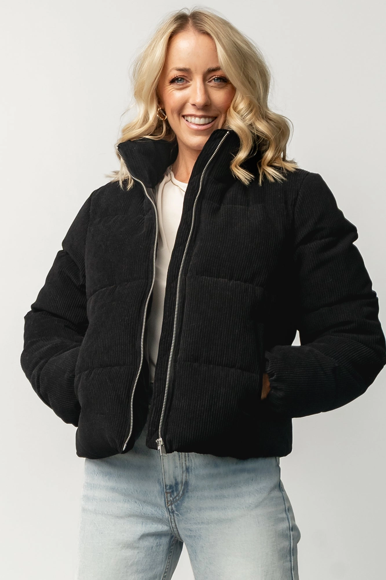 Holden Corduroy Puffer Jacket | Black Sleek Comfort
