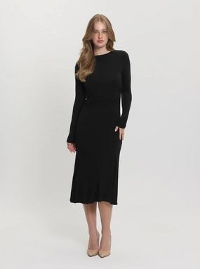 Gradient Shade Cafe Vibe Black Drew Knit Maxi Dress