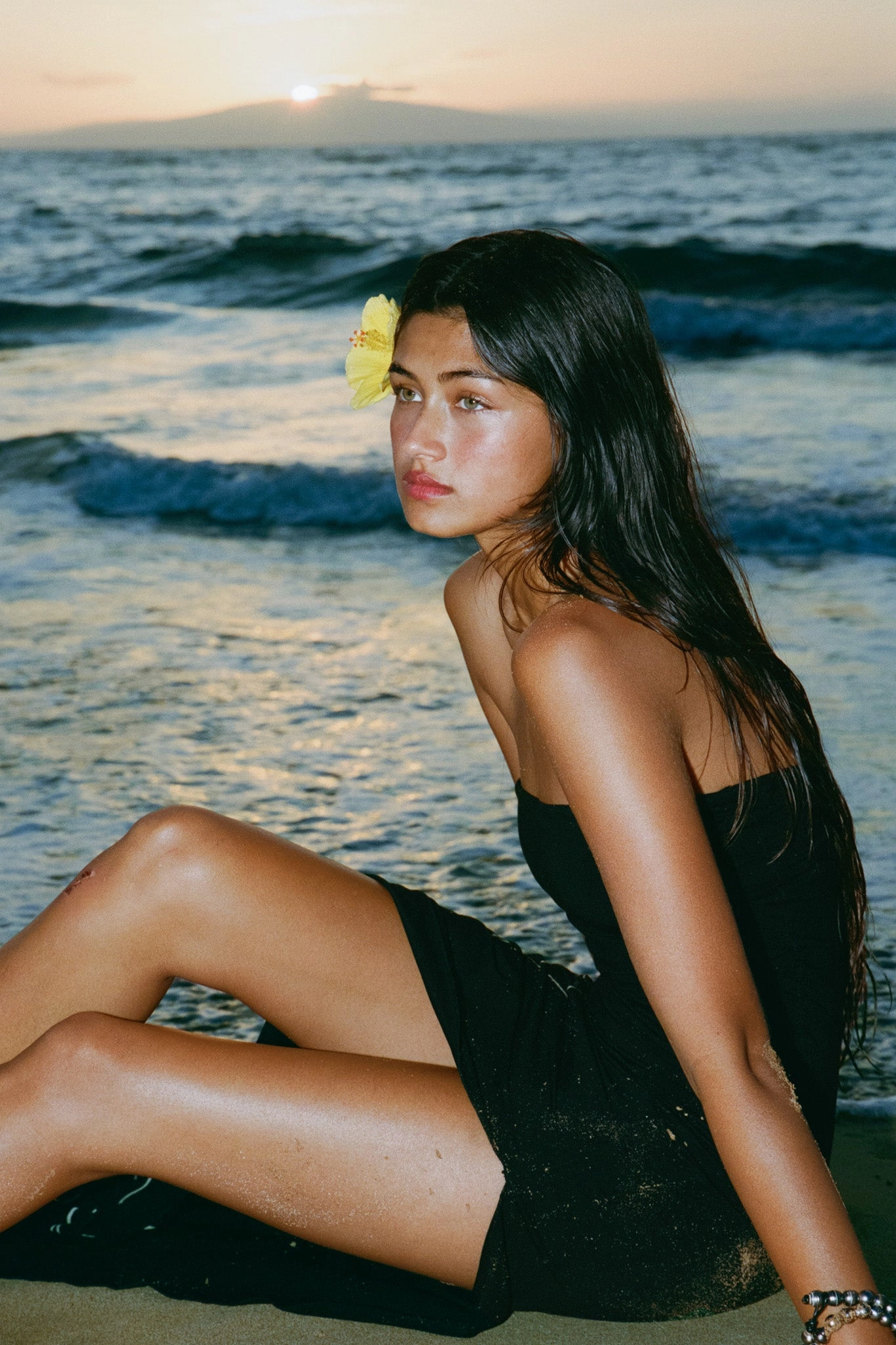 Clean Outline Sleek Flex Jade Dress