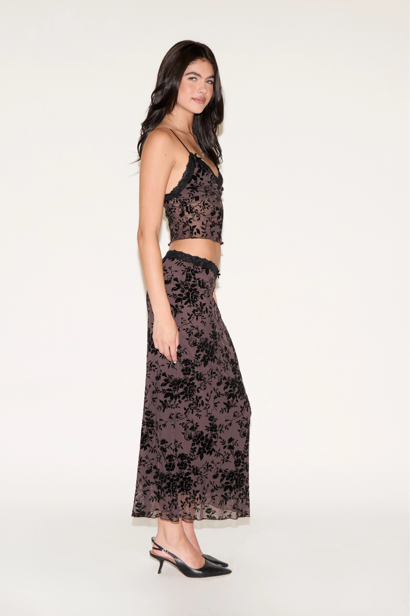 LACE EDGE FLORAL MESH SKIRT Mood Outfit