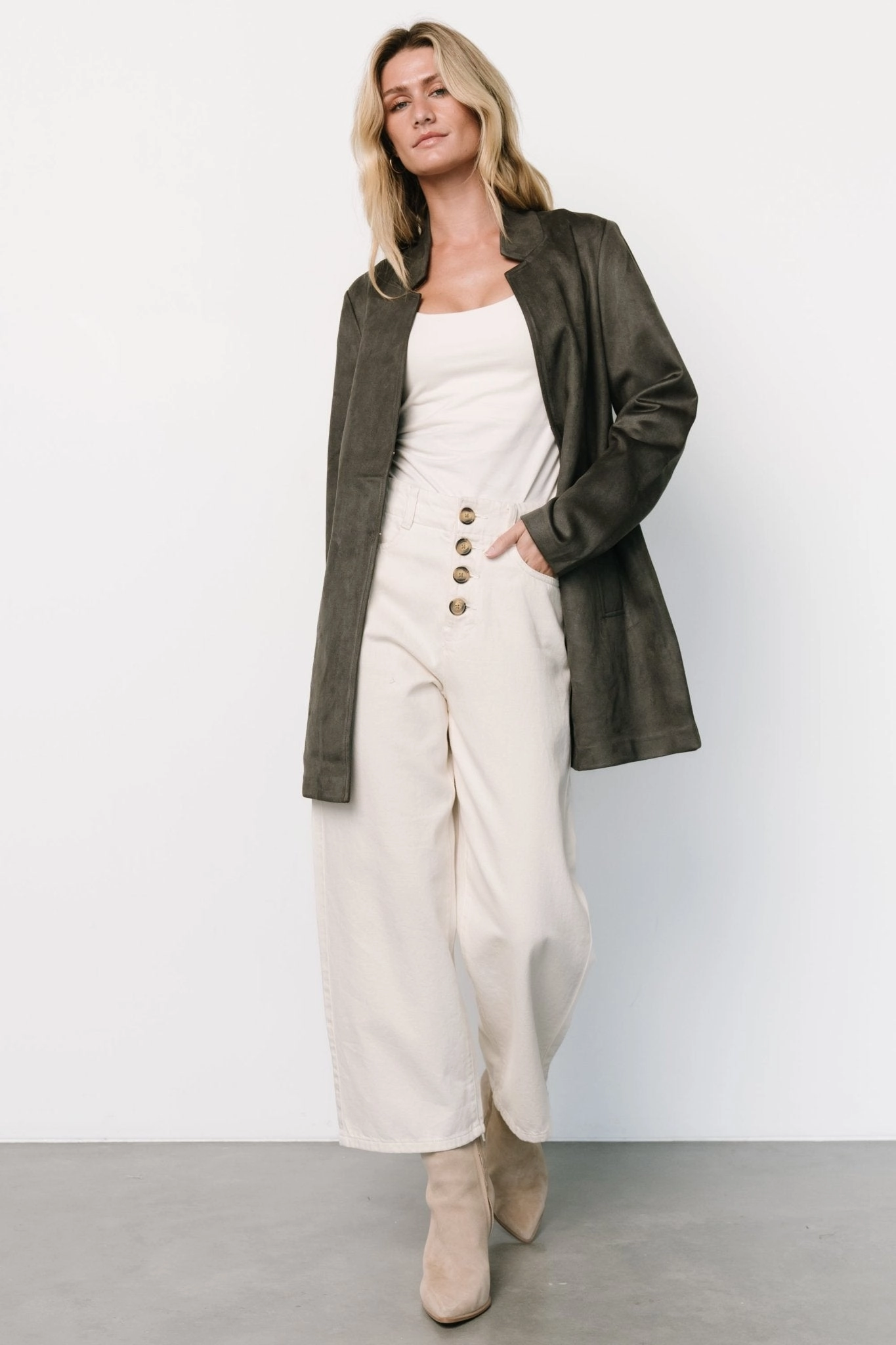 Comfy Fit Piece Anti Pilling Surface Queenie Faux Suede Jacket | Charcoal