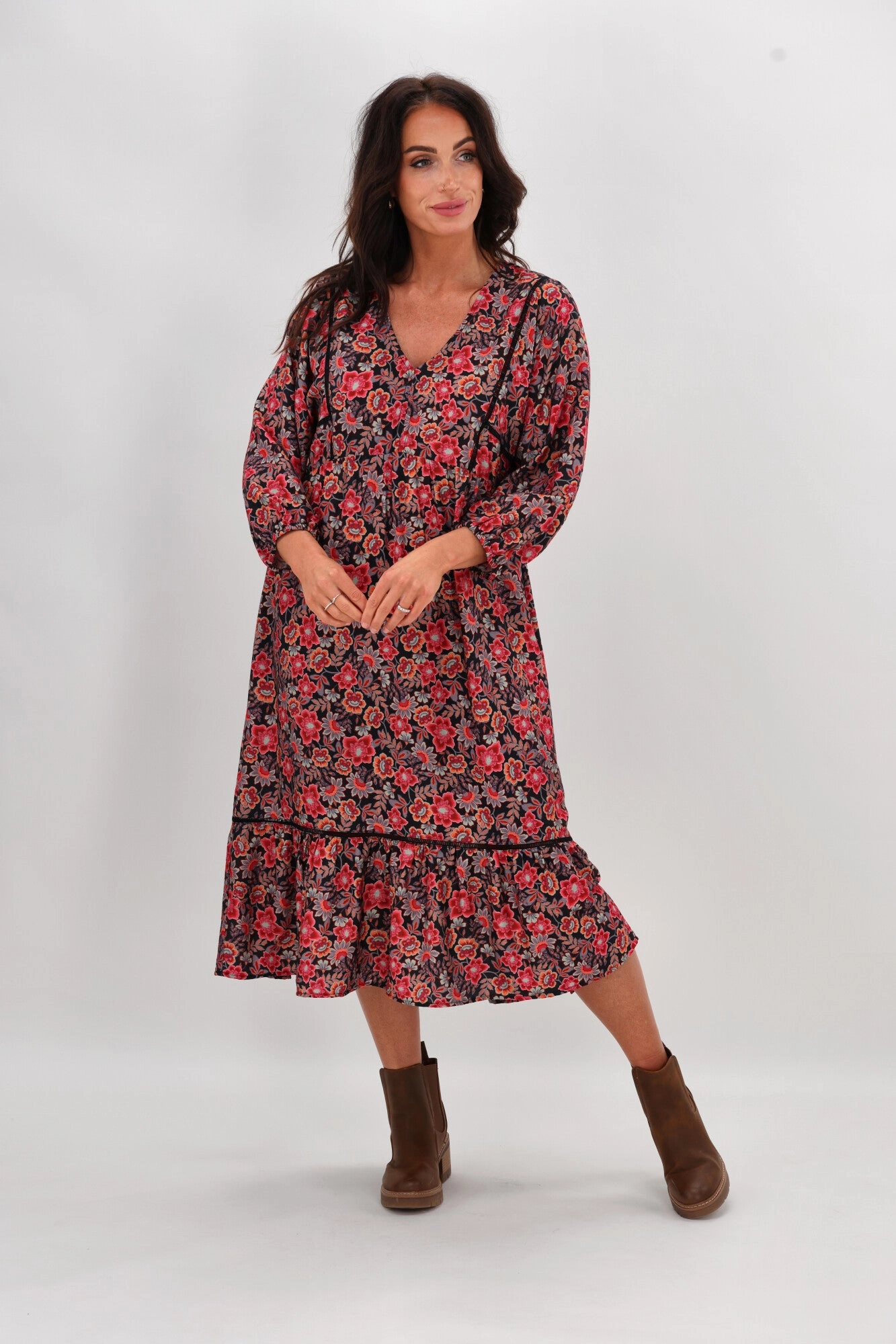Side-Pocket Sunday Boho Rachel Empire Seam Midi Dress Midnight Floral