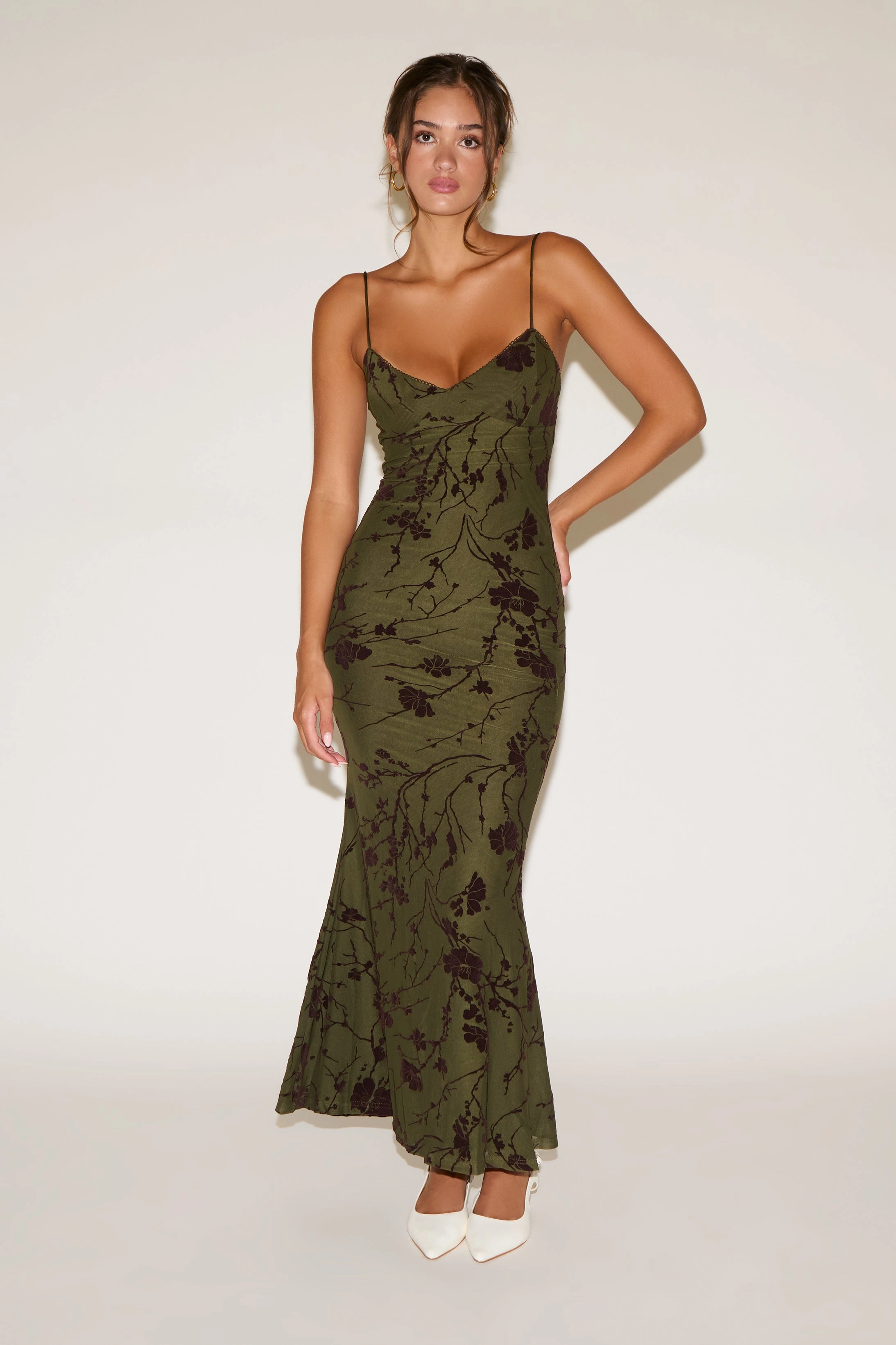 CONTRAST FLORAL FLOCKING SLEEVELESS MAXI DRESS Poised Vibe EasyCareMaterial