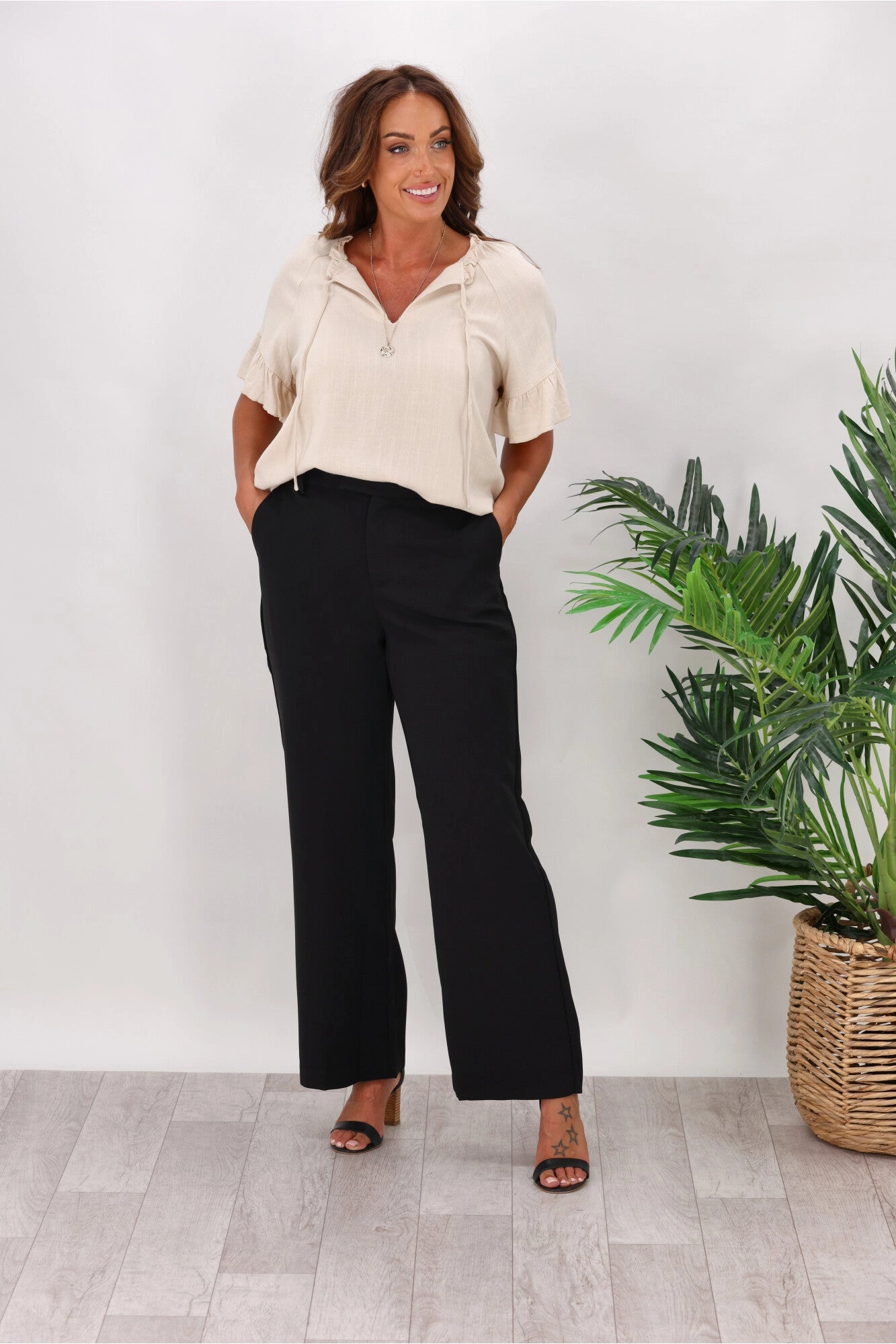Soft and Chic Shine On Label Alivia Tailored Pants Black