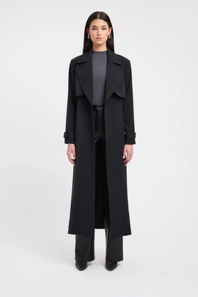 Relaxed Layers Maria Core Trench