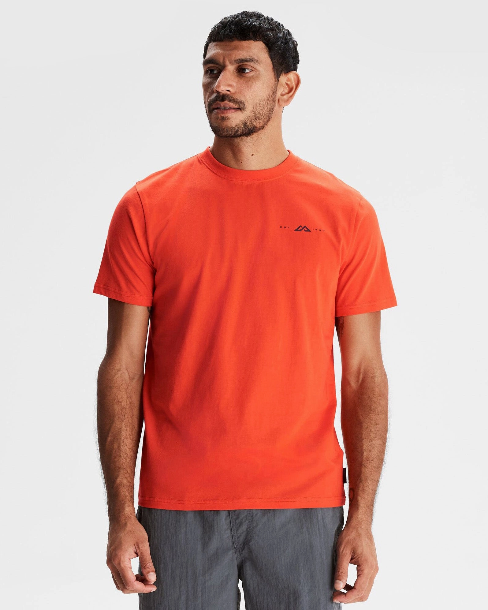 Men's Mountain Rays Organic Cotton T-shirt - Hut Orange ContrastTipping Raw Edge Detail