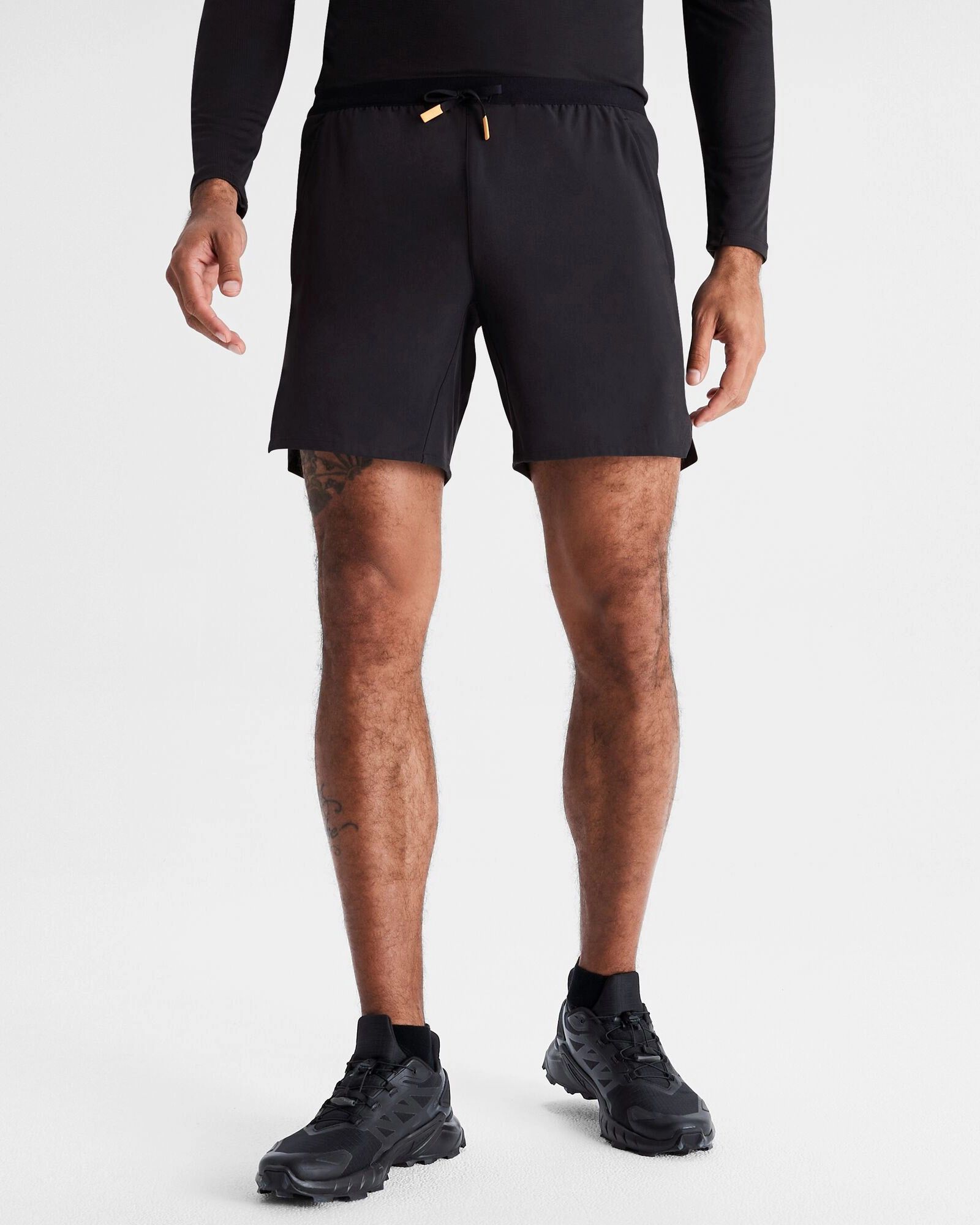 Men's Seeker 7 inch Shorts - Black Stingray Stretch Woven Fabric Bright Colors