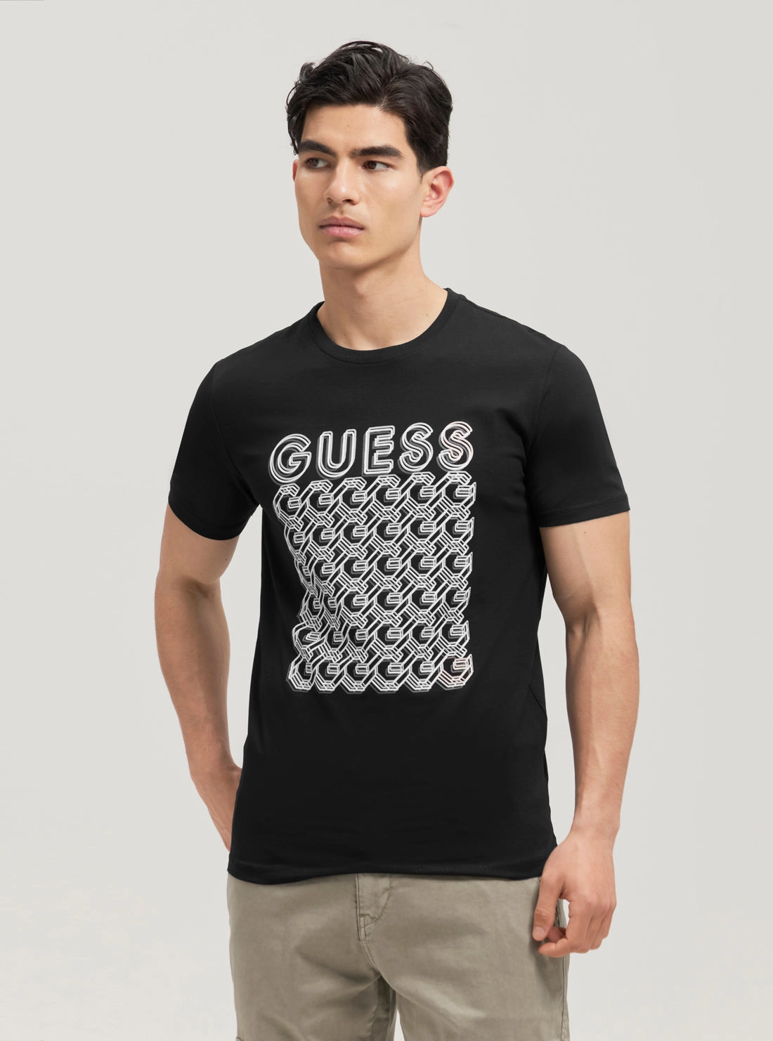 BreathableMesh MoistureWicking Technology Eco Black Logo Chain T-Shirt