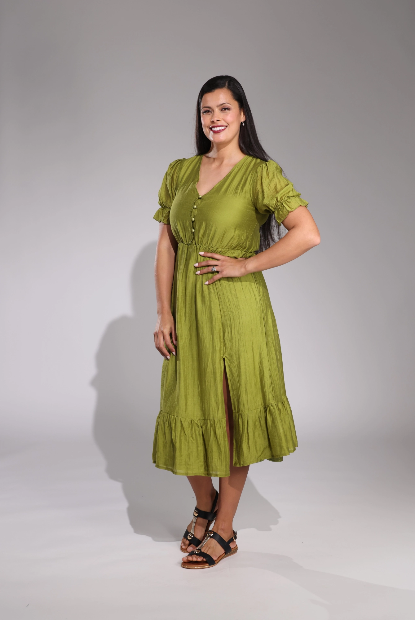 Classic Cut Villa Light Midi Dress | Apple | 0107C1