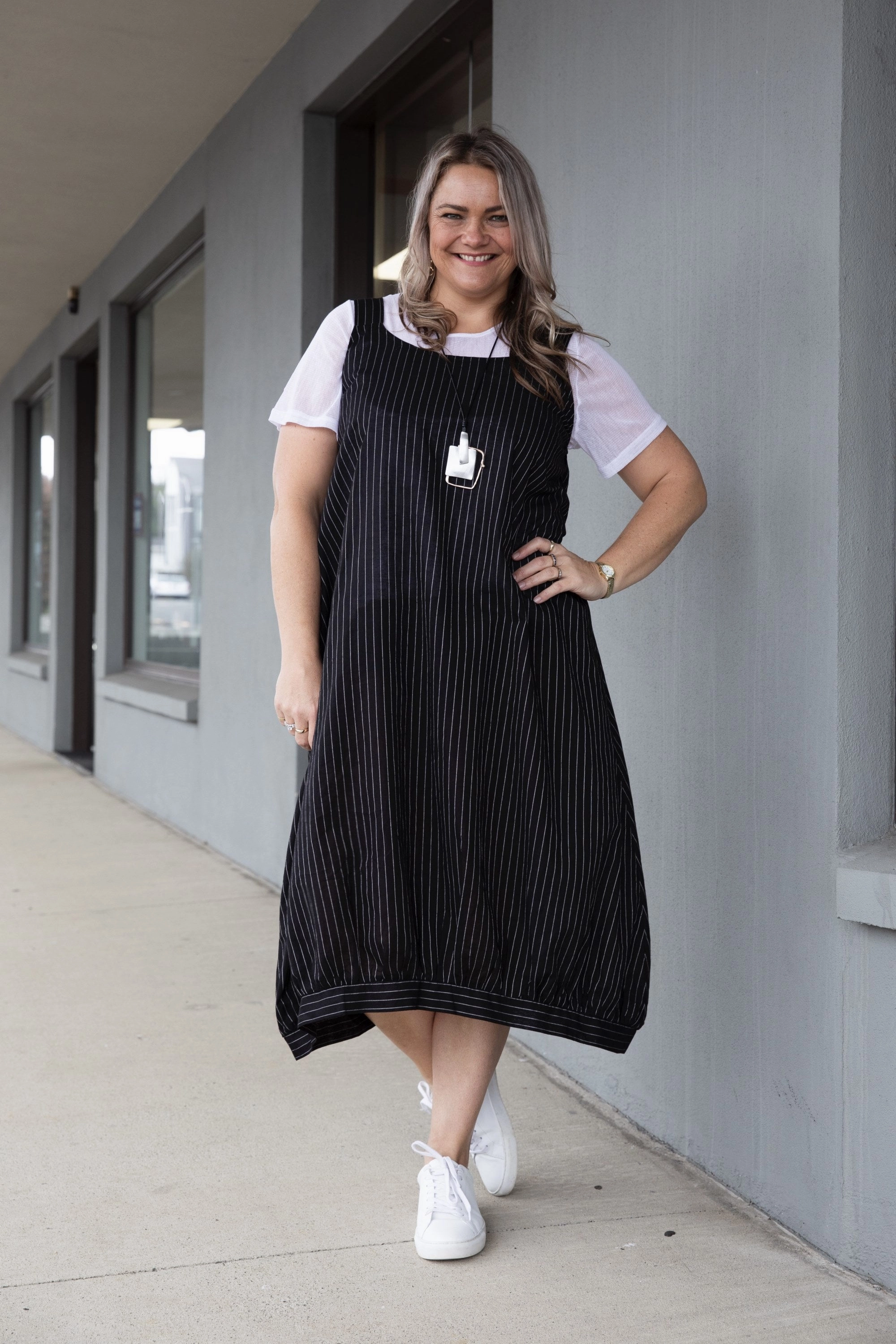 Maud Dainty - DTY01591 Foley Top Minimal Look