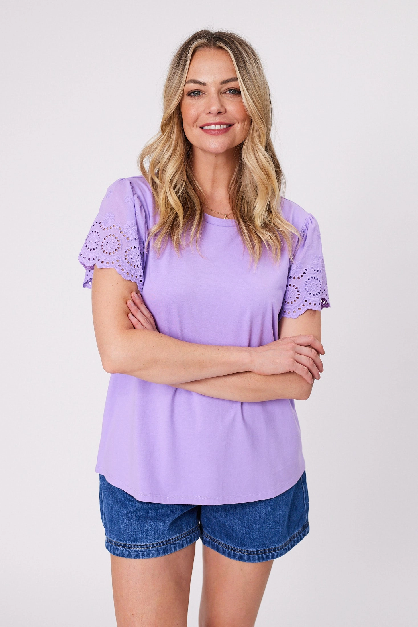 Cozy Wear Design PocketDetail Shine On Label Alicent Broderie Flutter Tee Lilac