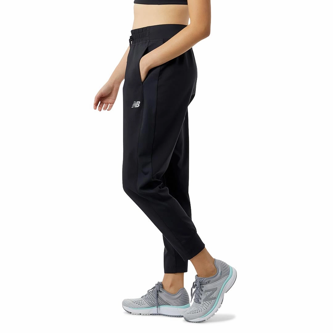 New Balance - Women's Accelerate Pant (WP23242 BK) Wrinkle-Resistant Stay Flexible