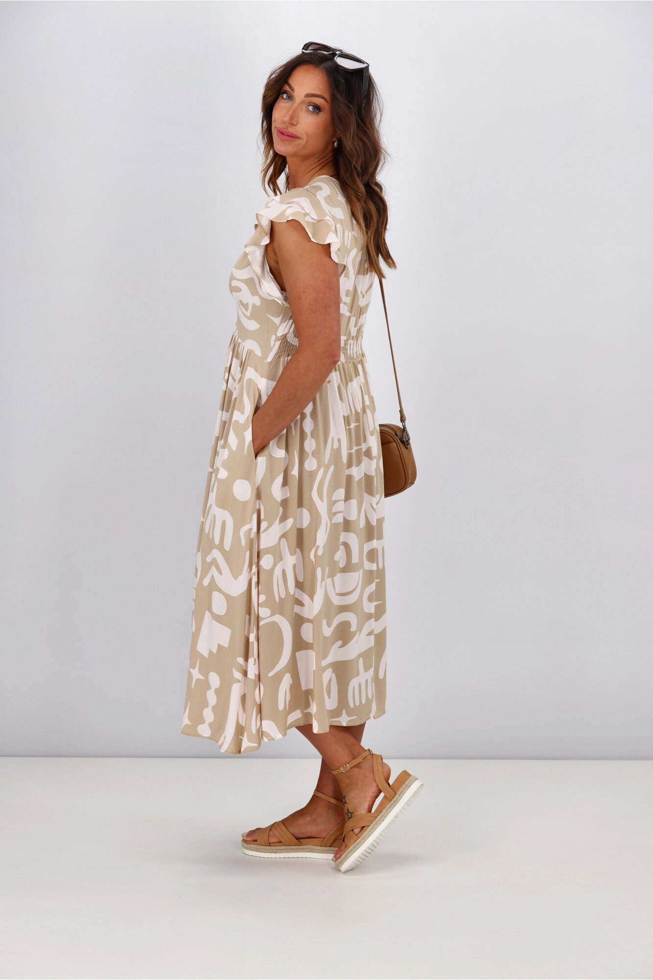 Relax Flex New U Collection Carmen V Neck Dress Beige Print