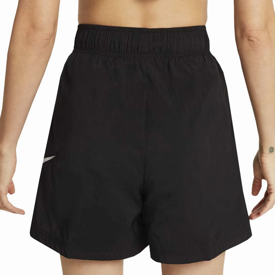 Smart Wear Wrinklefree Nike - Women's NSW Essential Woven Shorts (DM6739 010)