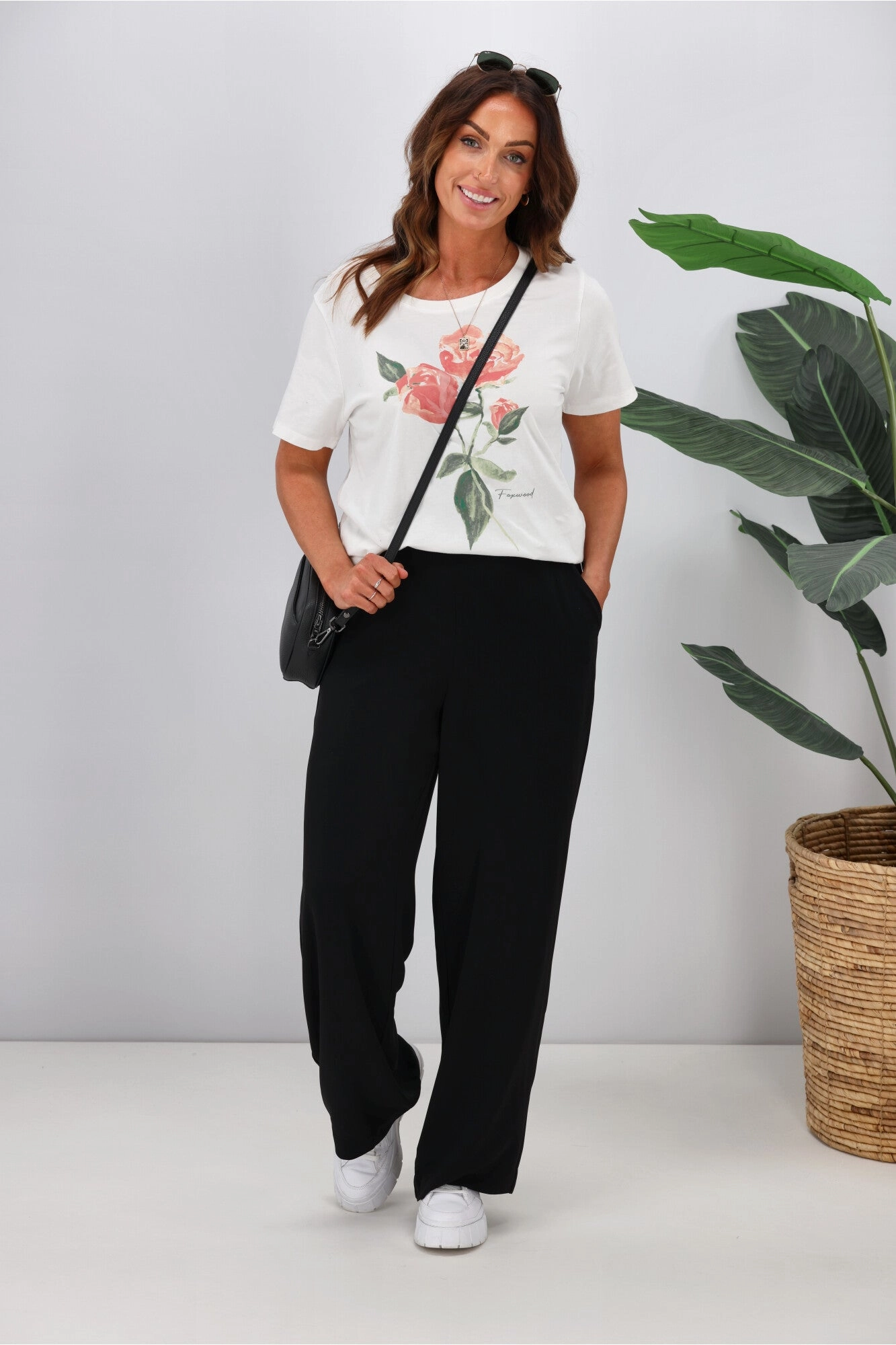 Gloss by Shine On Liberty Wide Leg Pants Black Rubberized Waistband Edge