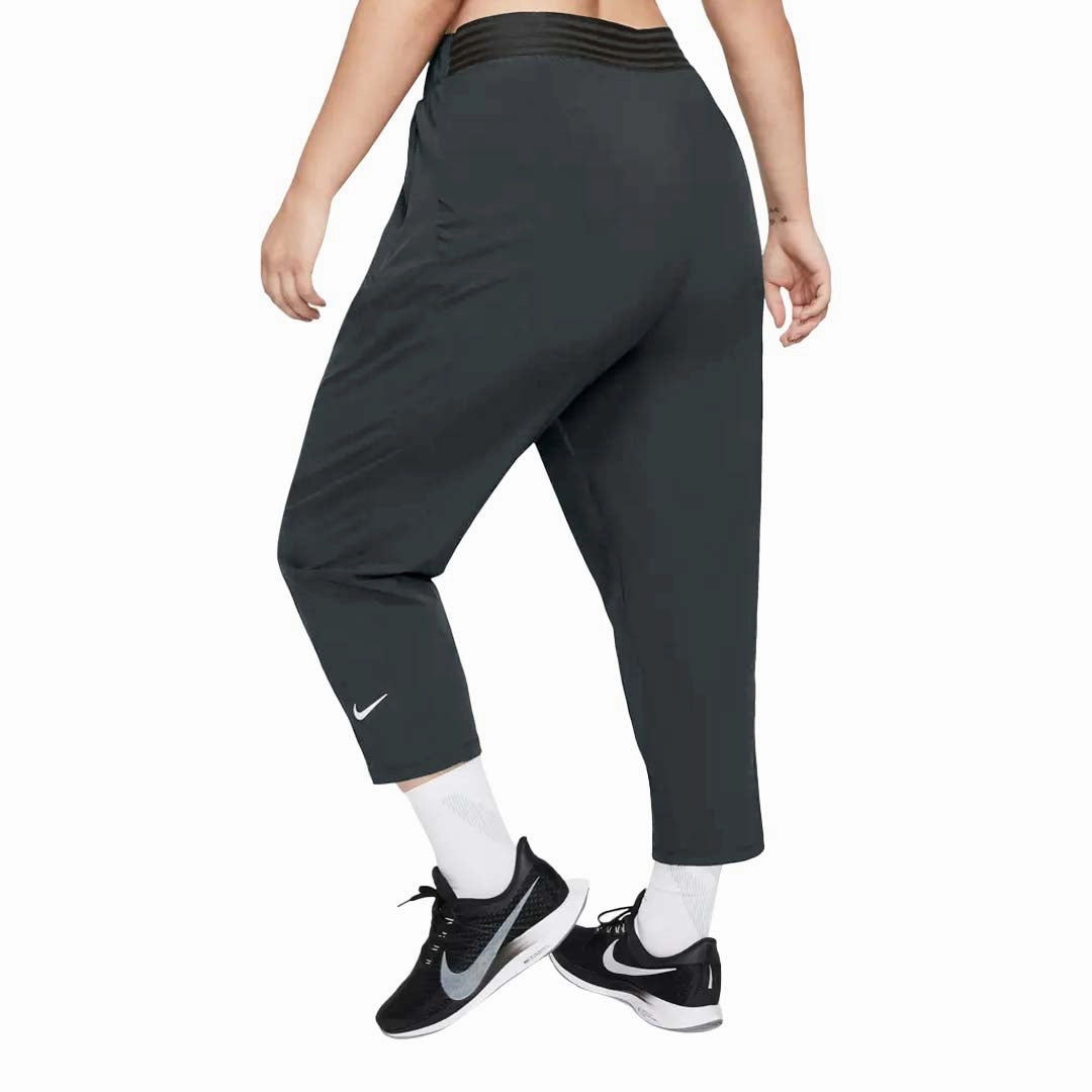 Nike - Women's Essential 7/8 Running Pant (Plus Size) (CJ0598 011) Double Stitched Seams Durable Fit