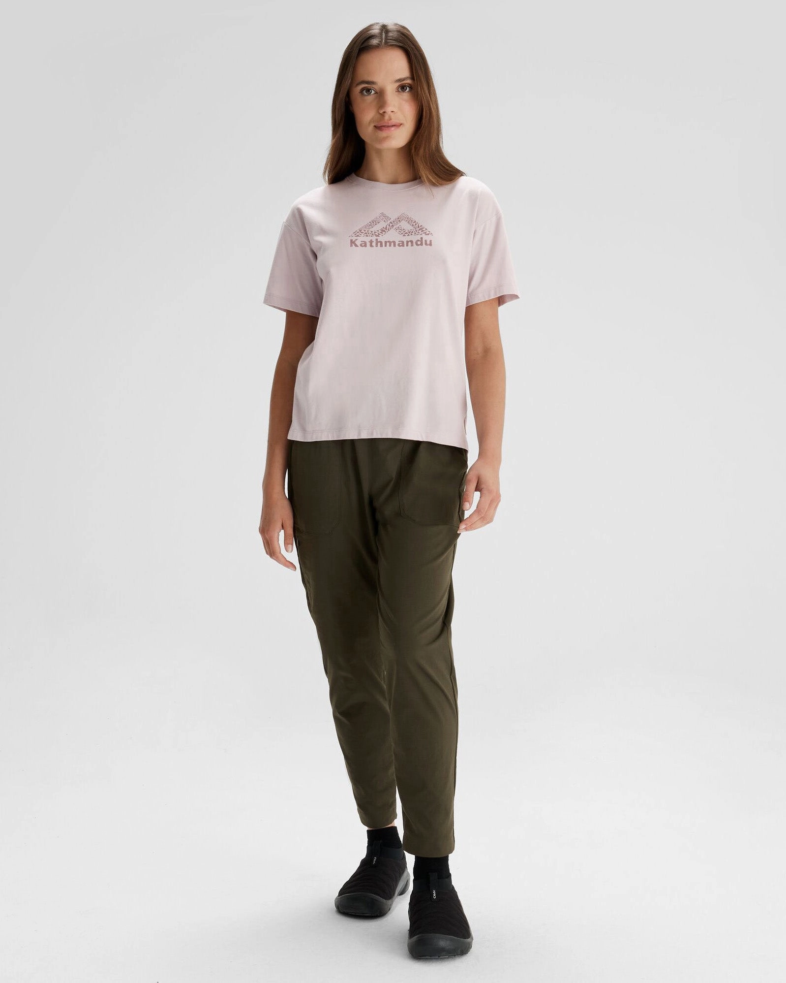 Slim Silhouette Women's Kathmandu Logo x Simon Beck Organic Cotton T-shirt - Dove