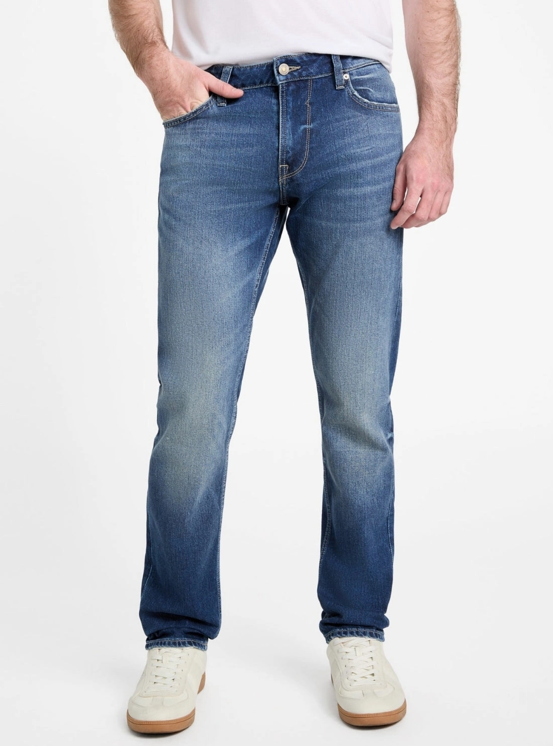 Stylish Cut Eco Finnley Mid Rise Tapered Jeans in Medium Wash