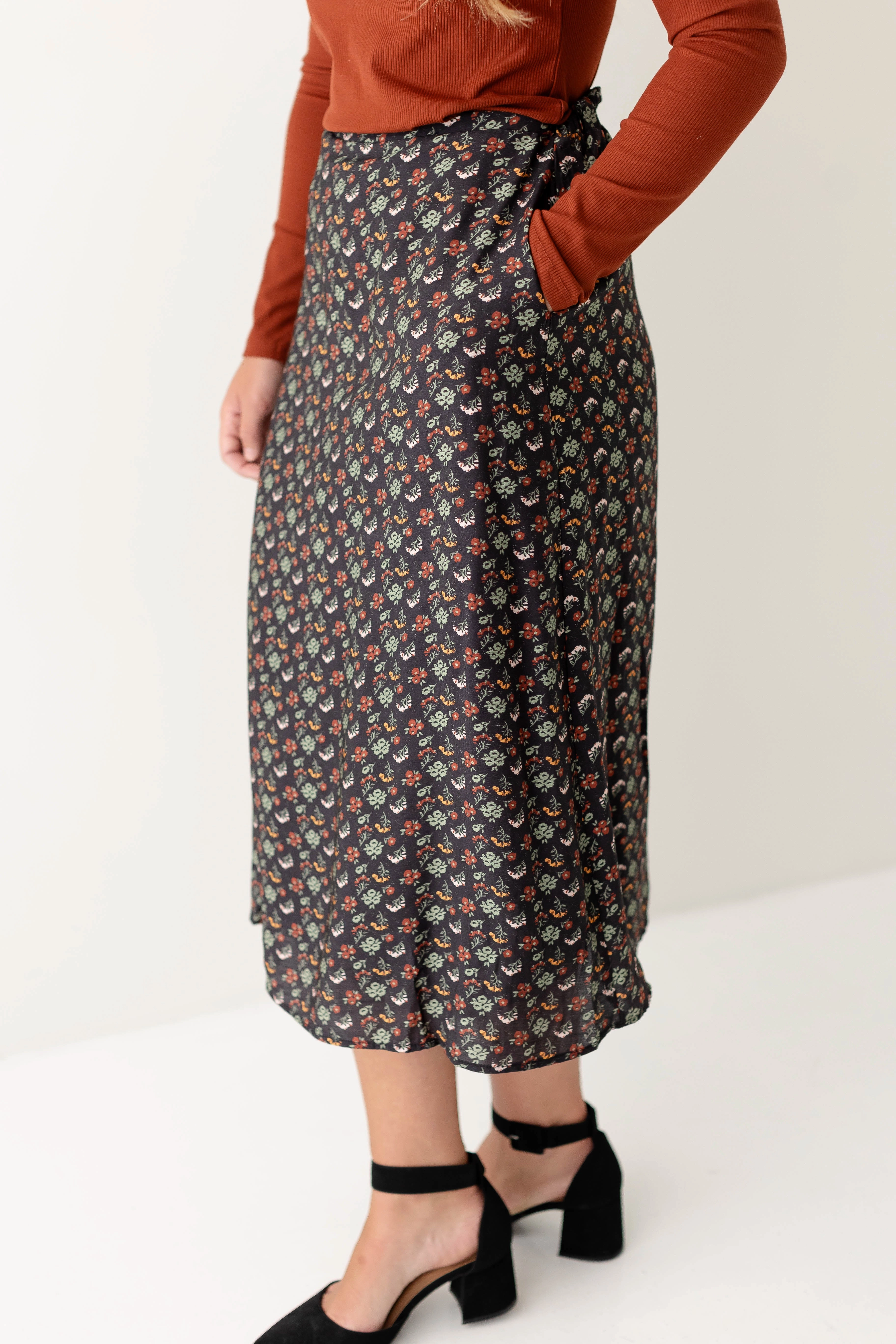 'Evangeline' Heritage Floral Midi Slip Skirt Performance Fashion Affordable Fashion