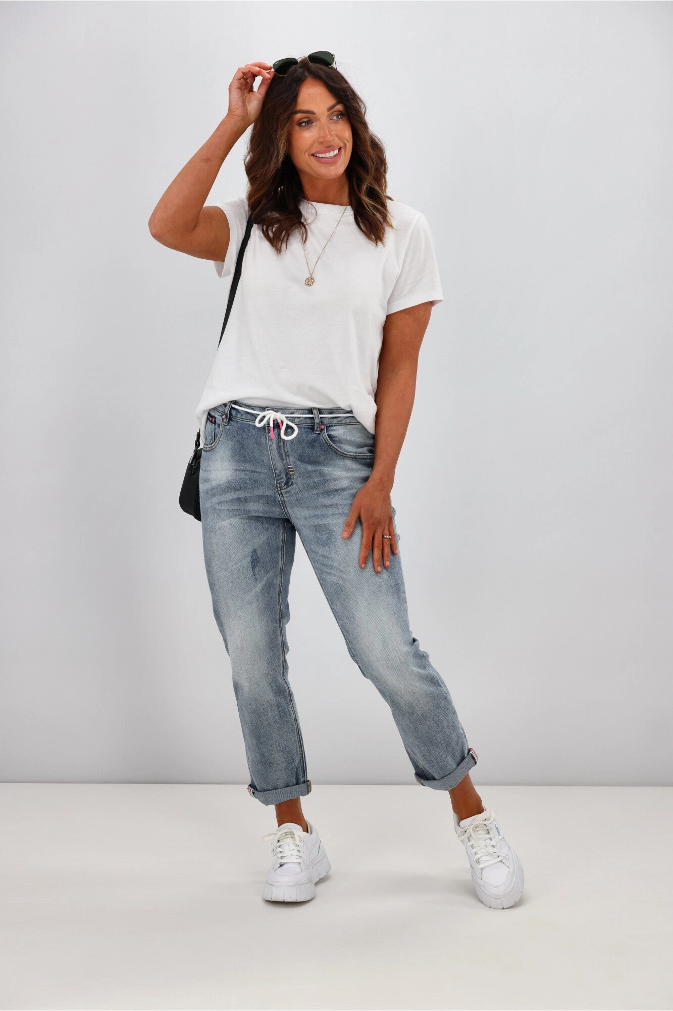 Shine On Label Raglan Collection Relaxed Jeans Ultimate Comfort