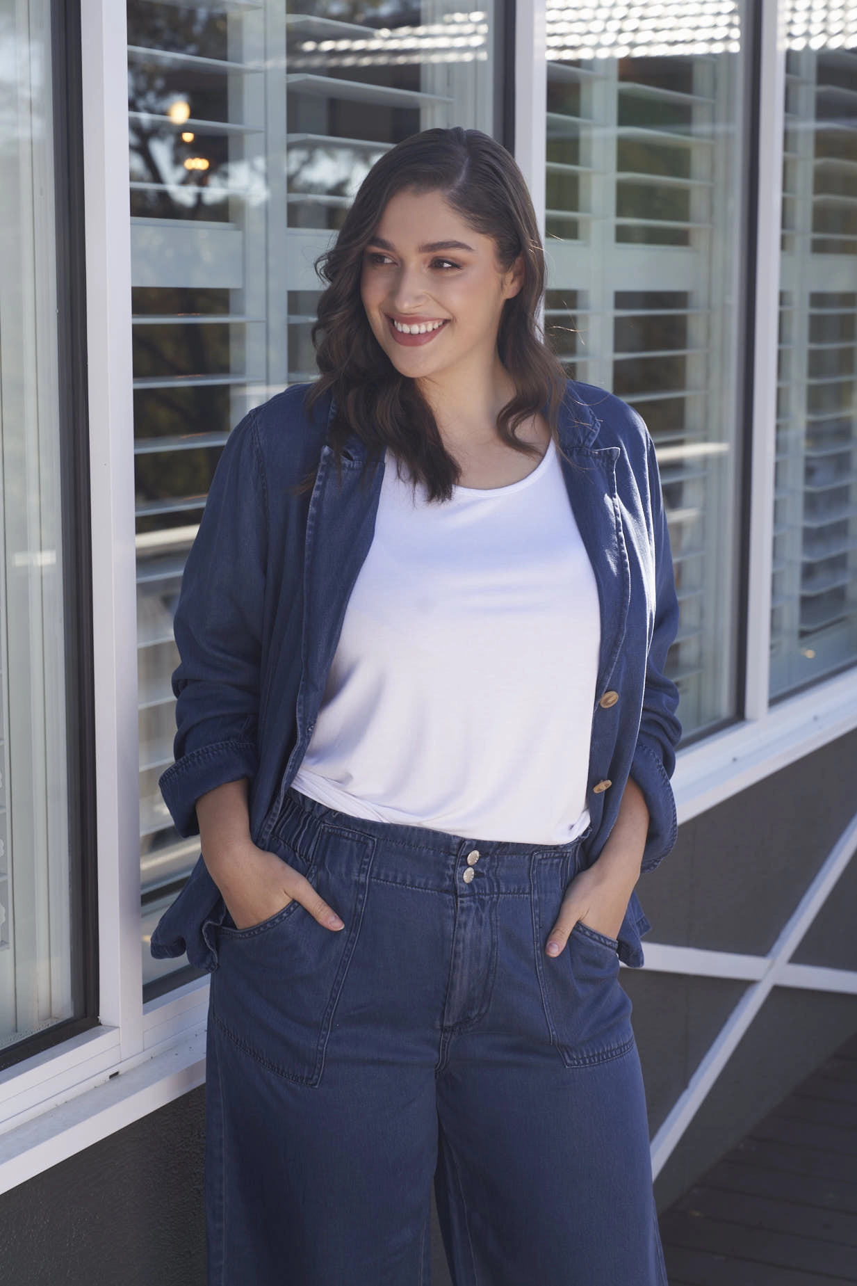 Refined fit Betty Basics Lexton Wide Leg Pant Dark Rinse