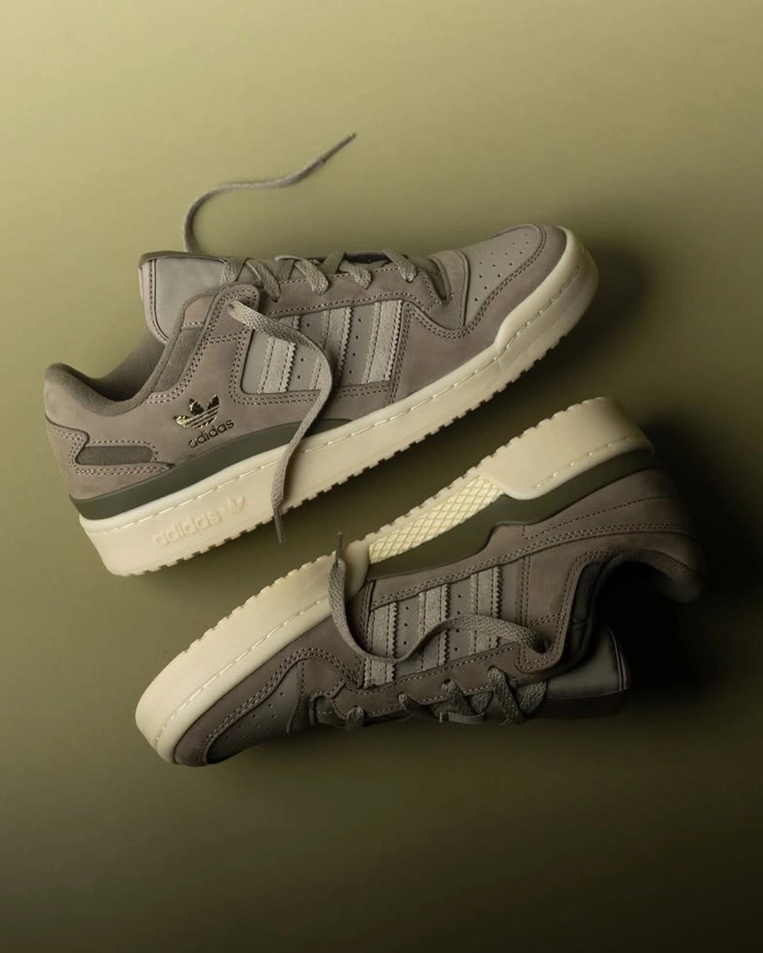 Forum Low Cl Clay Leather Compact Design Flexible Grooves